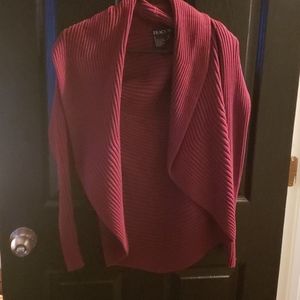 EUC Tracy M maroon sweater size small